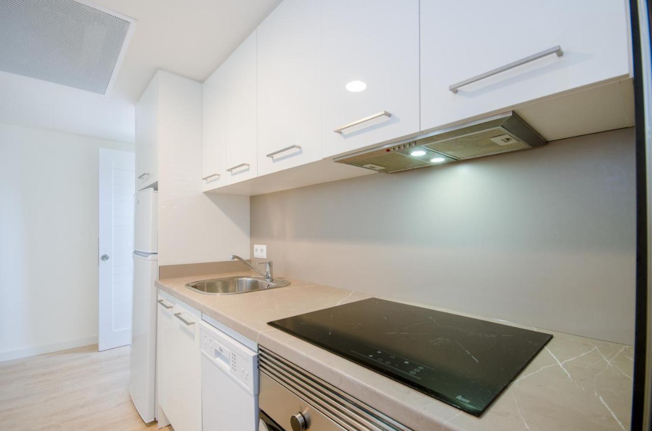 Apartamento En La Playa Cala Millor  Buitenkant foto
